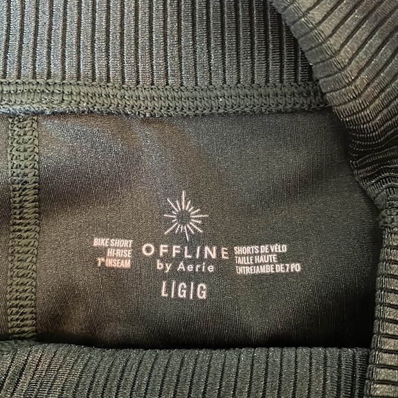 OFFLINE Aerie work out set - Picture 3 of 5